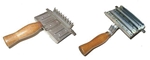 ZP 6-Bar Curry Comb W/Wood Handle 